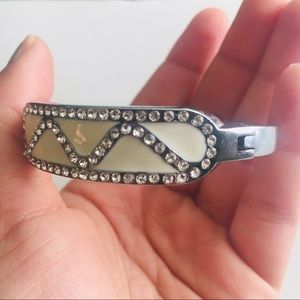 🔥3/$25 NWOT Enamel & Rhinestone Hinged Bracelet